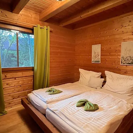 Skigebiete Stuhleck Und Semmering,wandergebiete Schneeberg Und Rax Chalet Neunkirchen