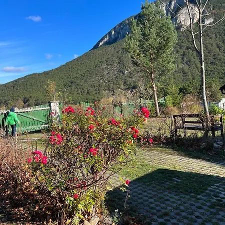 Panoramagemach Naehe Stuhleck, Semmering, Schneeberg Und Rax * Neunkirchen