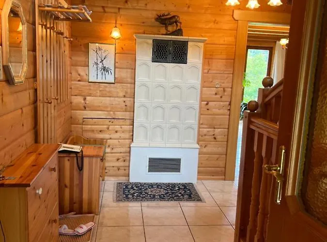 Panoramagemach Naehe Stuhleck, Semmering, Schneeberg Und Rax * Neunkirchen