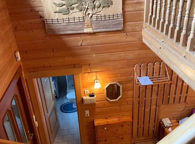 Panoramagemach Naehe Stuhleck, Semmering, Schneeberg Und Rax *