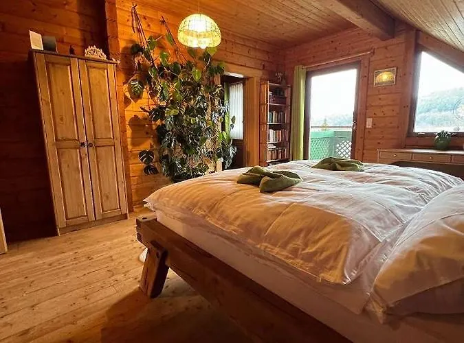 Skigebiete Stuhleck Und Semmering,wandergebiete Schneeberg Und Rax *