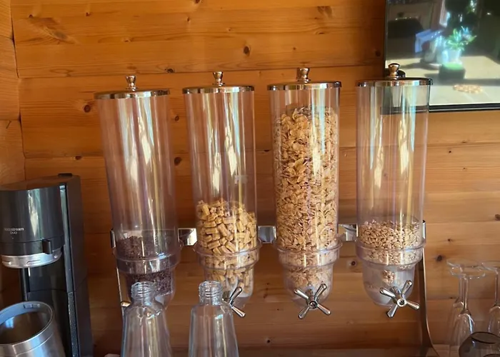 Panoramagemach Naehe Stuhleck, Semmering, Schneeberg Und Rax * Neunkirchen